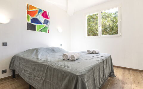 Villa Romana: Furniture, Interior Design, Floor, Flooring, Bed, Bedroom, Wood, Wood Flooring, Ceiling, Room