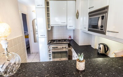 Accommodation:&nbsp;Port la Roquille 627.2