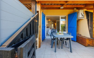Accommodation:&nbsp;Port la Roquille 627.1