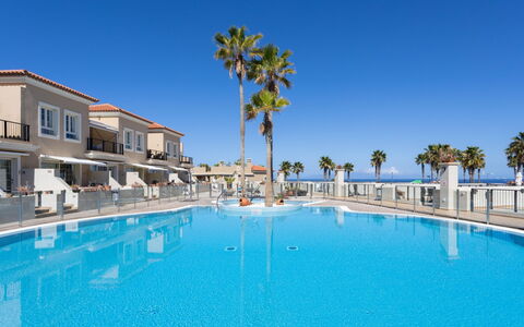 El Faro: Water, Building, Property, Sky, Plant, Tree, Window, Leisure, Urban Design, Swimming Pool