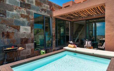 Los Lagos 20: Water, Plant, Building, Sky, Property, Azure, Nature, Tree, Swimming Pool, Blue