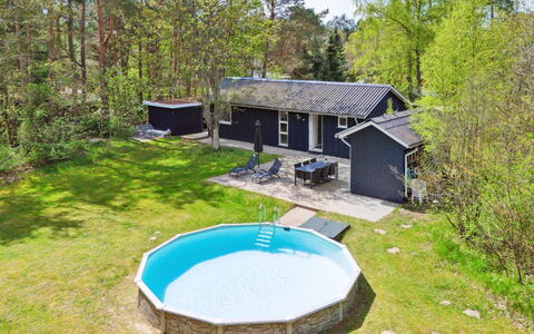 Esmer - 8Km from the Sea: Thatching, Cottage, House, Roof, Home, Farmhouse, Hut, Estate, Village