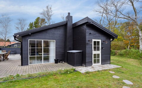 Elizabeta - 175M from the Sea: Thatching, Cottage, House, Roof, Home, Farmhouse, Hut, Estate, Village