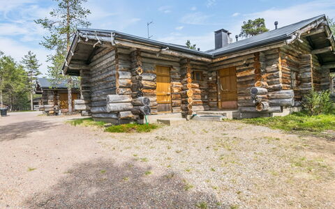 Vasamooli 5: Wood, Cottage, Log Cabin, Forest, Shed, Garden Buildings, Larch, Woodland, Wood Stain