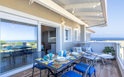 Accommodation:&nbsp;Attico Sunset Breeze 18.5