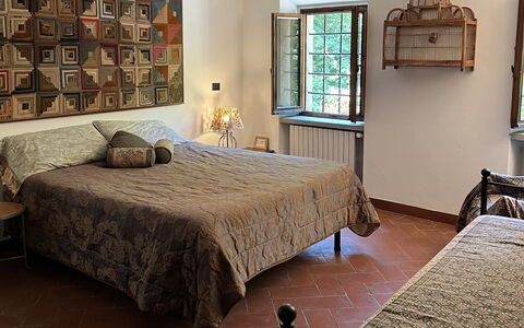 Molin Barletta, Private Pool, Nature - Marliana, T: Furniture, Interior Design, Wood, Bedroom, Flooring, Bed, Room, Floor, Ceiling, Linens