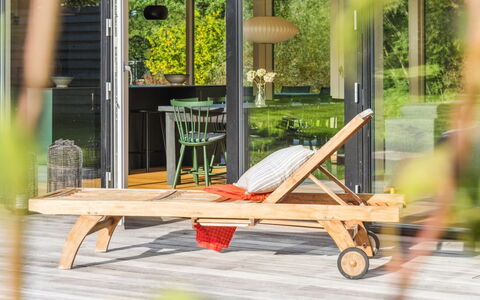 Tessa - 1.6Km from the Sea: Wood, Furniture, Apartment, Room, Ceiling, Wood Stain, Chair, Hardwood, Varnish, Lumber