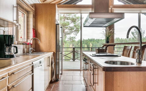 Nedre Gärdsjö: Kitchen Sink, Cabinetry, Property, Countertop, Sink, Plant, Building, Tap, Window, Kitchen