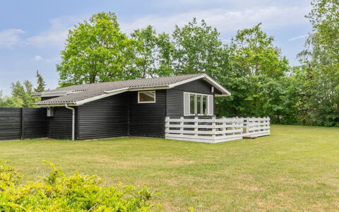 Ristana - 200M from the Sea: Roof, Home, Door, Cottage, Shade, Siding, Yard, Estate, Backyard