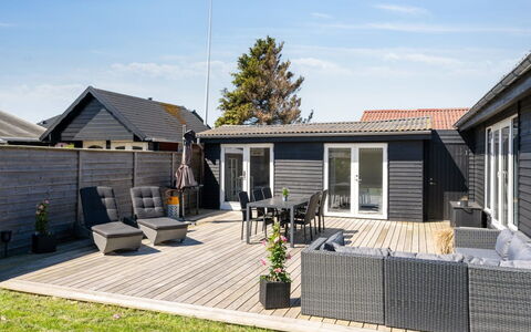 Elisabeta - 60M from the Sea: Home, Cottage, Porch, Siding, Farmhouse, Outdoor Structure