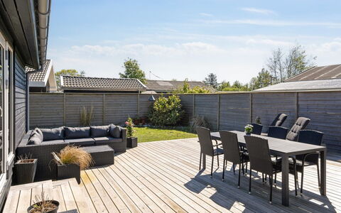 Elisabeta - 60M from the Sea: Home, Cottage, Porch, Siding, Farmhouse, Outdoor Structure