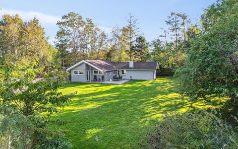 Uolevi - 1.3Km from the Sea: Wood, Roof, Architecture, Home, House, Cottage, Siding, Hardwood, Slope, Estate