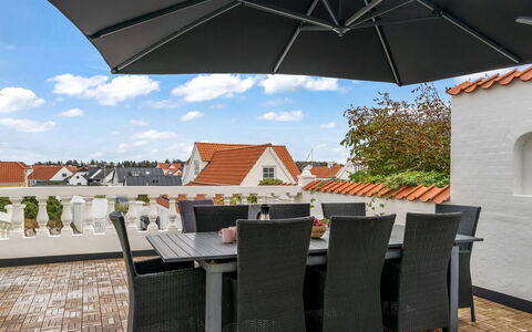 Edmond - 150M from the Sea: 