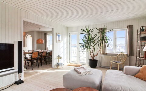 Edmond - 150M from the Sea: Interior Design, Furniture, Flooring, Floor, Wall, Wood, Wood Flooring, Ceiling, Couch, Living Room