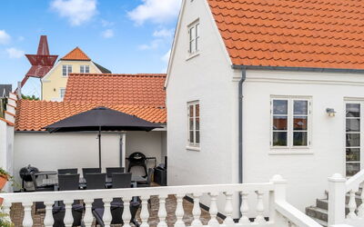 Edmond - 150M from the Sea