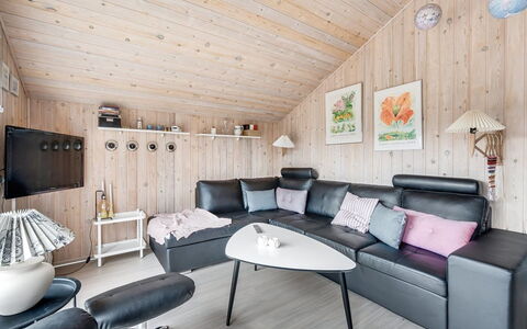Birger - 500M from the Sea: Furniture, Interior Design, Wood, Ceiling, Home, Living Room, Room, Lighting, Floor, Flooring