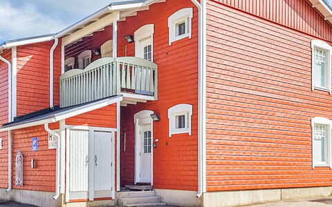 Luulampi F6: Waterway, Bank, Watercourse, Lake, Cottage, Forest, Channel, Reservoir, Log Cabin