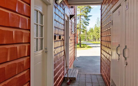 Luulampi F6: Waterway, Bank, Watercourse, Lake, Cottage, Forest, Channel, Reservoir, Log Cabin