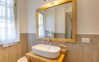 Accommodation:&nbsp;Siby 400.1