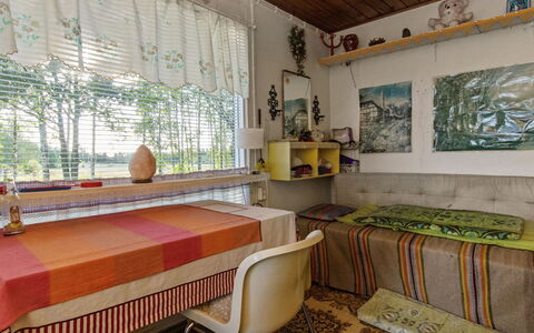Casa Rantapirtti: Wood, Cottage, Home, Log Cabin, Lumber, Siding, Hardwood, Natural Material, Garden Buildings, Hut