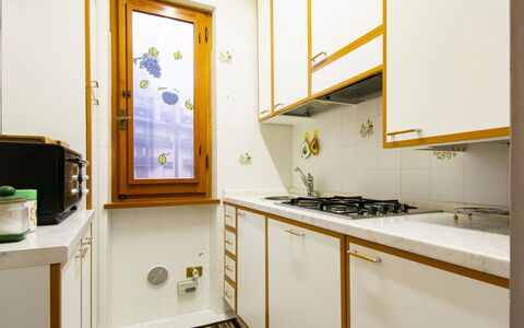 Le Motte: Property, Cabinetry, Interior Design, Kitchen, Sink, Wood, Yellow, Kitchen Stove, Kitchen Appliance, Floor