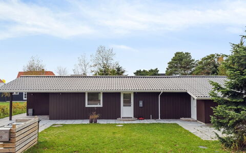 Ilva - 250M from the Sea: Roof, Home, Door, Cottage, Shade, Siding, Yard, Estate, Backyard