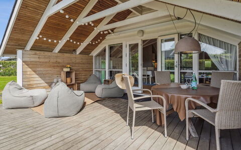 Esther - 500M from the Sea: Grass, Grassland, Landscape, Ecoregion, Plain, Plant Community, Land Lot, Outdoor Furniture, Prairie, Shrubland