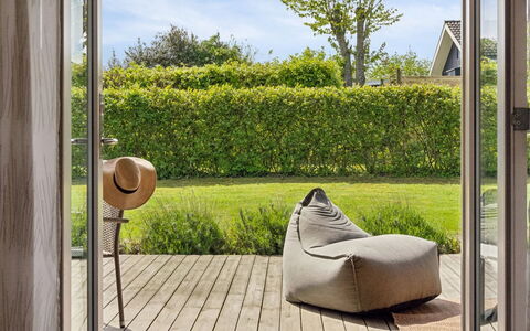Esther - 500M from the Sea: Grass, Grassland, Landscape, Ecoregion, Plain, Plant Community, Land Lot, Outdoor Furniture, Prairie, Shrubland
