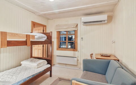 Muriel - 1.1Km from the Sea: Wall, Floor, Flooring, Wood, Interior Design, Bed, Bedroom, Ceiling, Furniture, Room