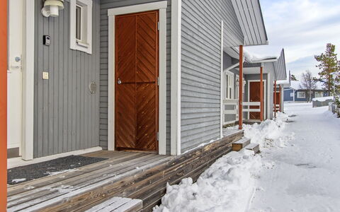 Apartment Helmi Saariselkä: Wood, Cottage, Log Cabin, Forest, Shed, Garden Buildings, Larch, Woodland, Wood Stain