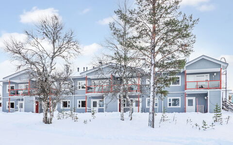 Apartment Helmi Saariselkä: Wood, Cottage, Log Cabin, Forest, Shed, Garden Buildings, Larch, Woodland, Wood Stain