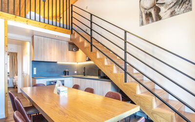 Accommodation:&nbsp;La Duit 607.5