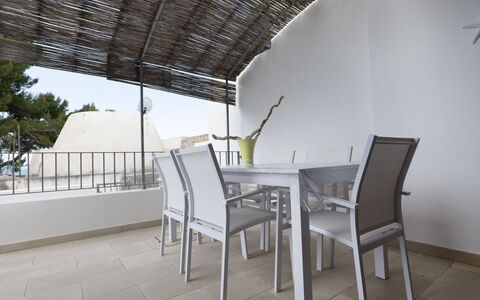 Torre Vado 650: Cloud, Sky, Plant, Building, Window, House, Land Lot, Tree, Grass, Cottage