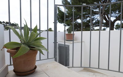 Accommodation:&nbsp;Daversa 650.1