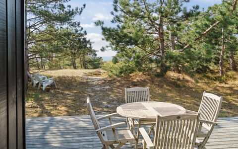 Galt - 200M from the Sea: Wood, Roof, Architecture, Home, House, Cottage, Siding, Hardwood, Slope, Estate