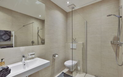 Accommodation:&nbsp;Studio 1 110.1