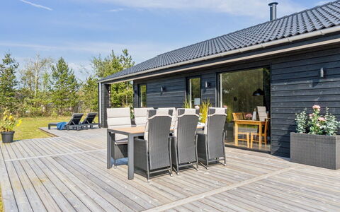 Skakke - 900M from the Sea: Ceiling, Flooring, Interior Design, Floor, Composite Material, Furniture, Resort, Hotel, Design, Daylighting