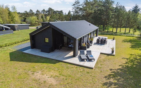 Skakke - 900M from the Sea: Ceiling, Flooring, Interior Design, Floor, Composite Material, Furniture, Resort, Hotel, Design, Daylighting