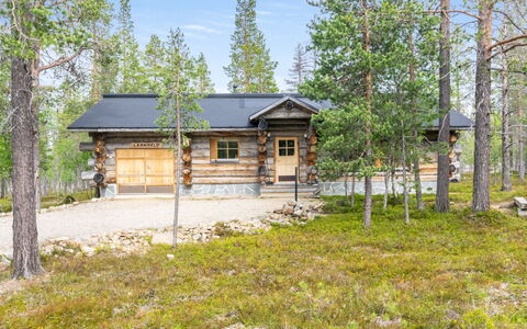 Laanikelo: Wood, Snow, Winter, Cottage, Freezing, Home, Log Cabin, Larch, Siding