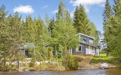 Ilotupa: Wood, Cottage, House, Home, Door, Hardwood, Garden Buildings, Wood Stain, Log Cabin, Plank