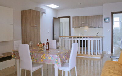 Accommodation:&nbsp;Vista Mare 647.1