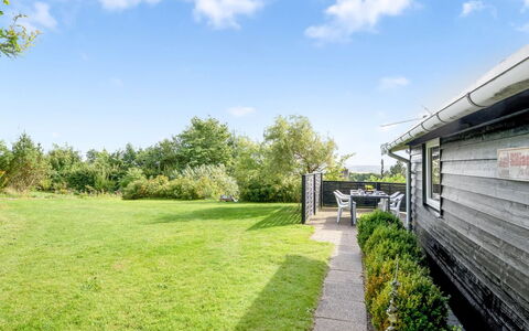 Dimo - 300M to the Fjord: Shrub, Cloud, Garden, Groundcover, Lawn, Landscaping, Cottage, Estate, Shade, Yard