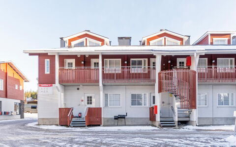 Levi Star 1001: Balcony, Apartment, Shade, Glass, Condominium, Handrail, Porch, Daylighting, Deck, Outdoor Furniture