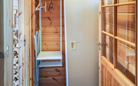 Joutsenlaulu: Wood, Flooring, Floor, Interior Design, Wood Stain, Hardwood, Room, Plywood, Varnish, Plank