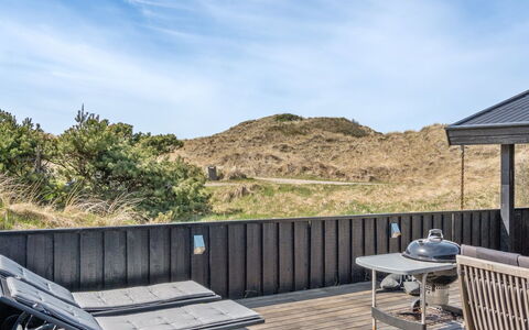 Nikodina - 200M from the Sea: Home, Residential Area, House, Cottage, Roof, Land Lot, Siding, Garden, Estate, Lawn