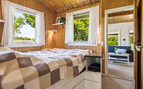Benthe - 200M from the Sea: Home, Cottage, Wood Stain, Hardwood, Bedroom, Log Cabin, Garden Buildings, Design, Bed