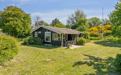 Benthe - 200M from the Sea: Roof, House, Home, Cottage, Door, Siding, Deck, Porch, Plank, Hardwood
