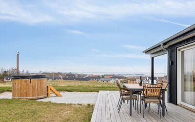 Ferdine - 1.5Km from the Sea