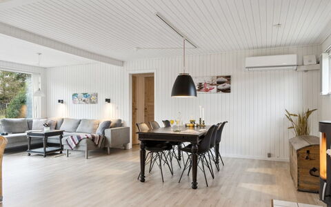 Suvi - 700M from the Sea: Flooring, Interior Design, Wood, Wood Flooring, Ceiling, Floor, Furniture, Home, Living Room, Laminate Flooring
