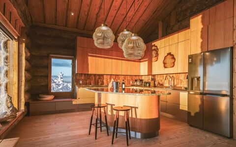 Uuvana: Furniture, Interior Design, Flooring, Floor, Wall, Wood, Room, Table, Ceiling, Couch